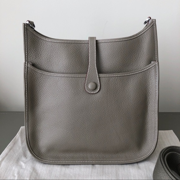 ❗️sold❗️Hermès Clemence Evelyn III PM in Etoupe - Picture 4 of 8